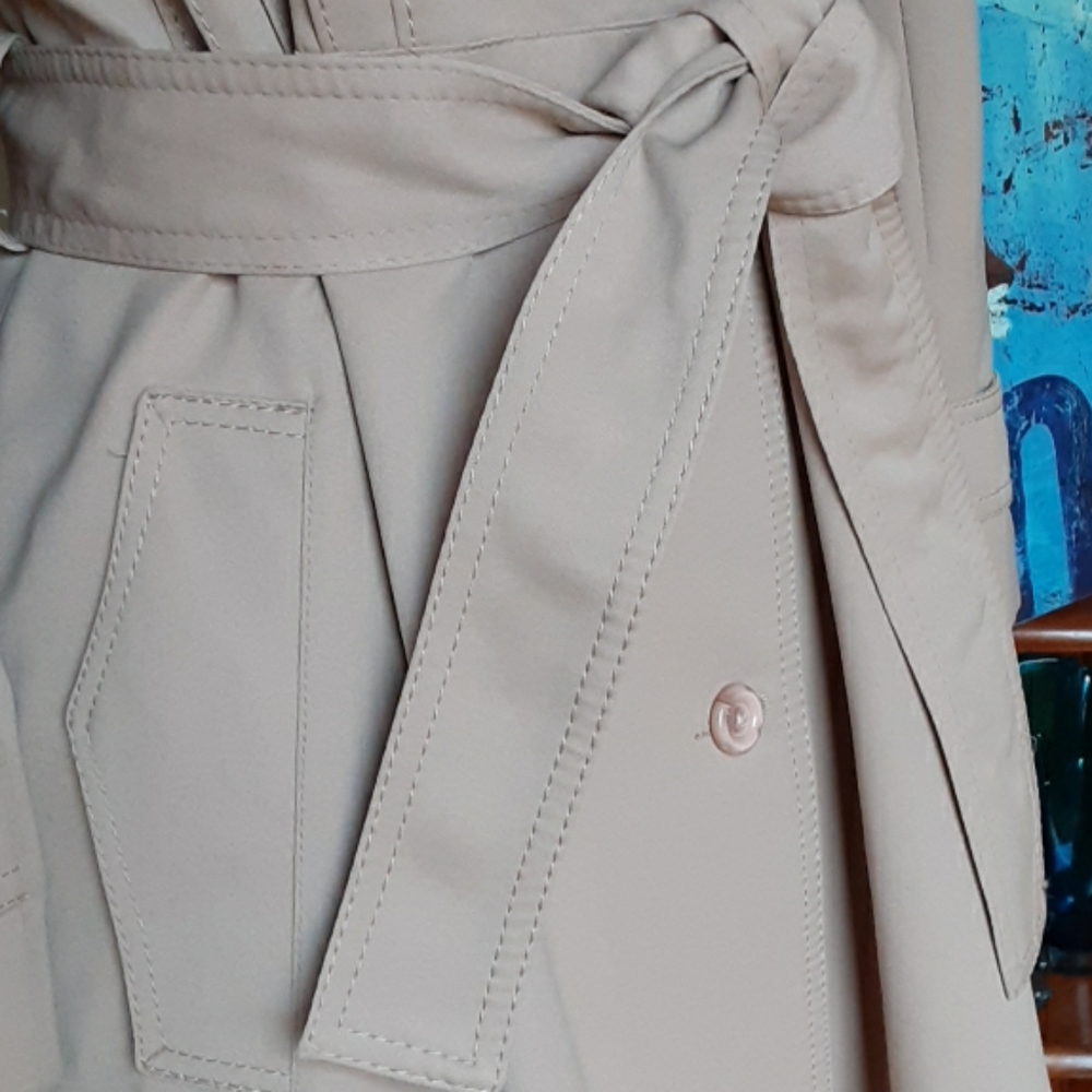 Vintage Forecaster, Lord & Taylor Trench Coat - Picture 5 of 8